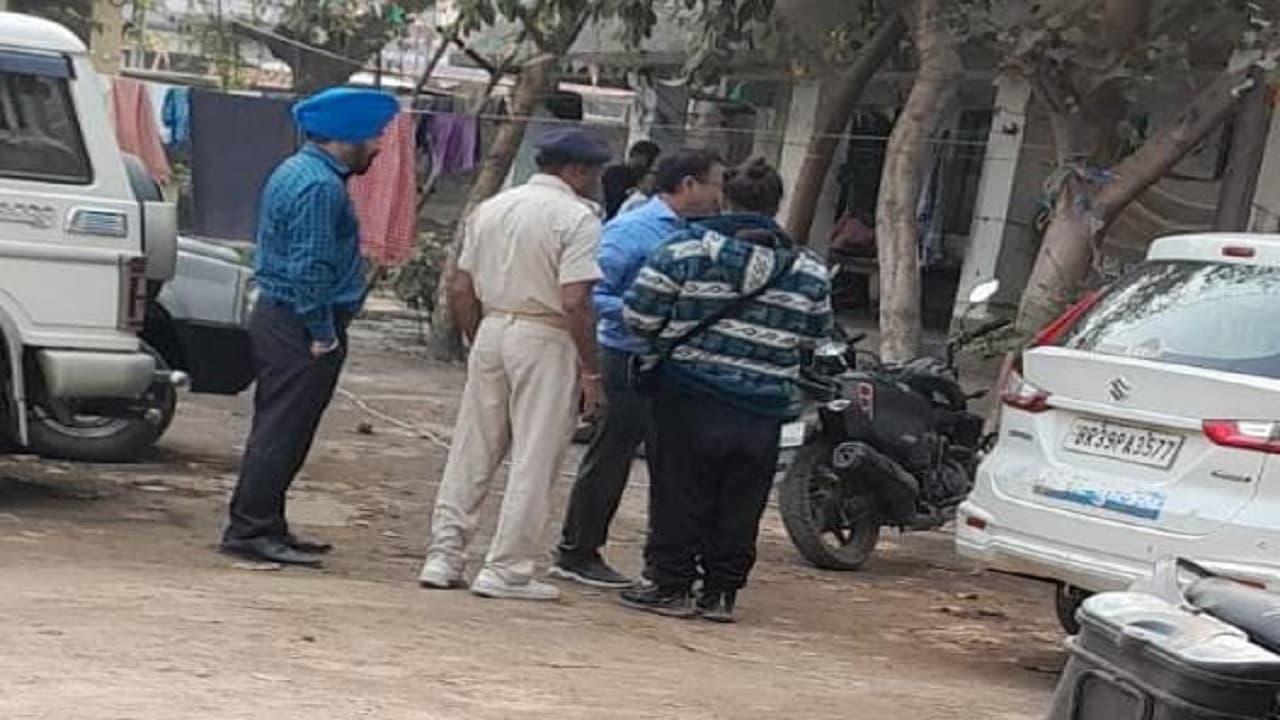 बिहार: कटिहार में पकड़ाए विदेशी नागरिक का पाकिस्तान से कनेक्शन, रॉ व एनआइए की टीम
कर रही पूछताछ