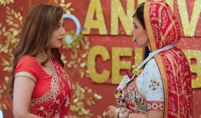 Anupama Spoiler Alert : अनुपमा और वनराज की शादी में पहुंची काव्या, आने वाला है बड़ा ट्विस्ट