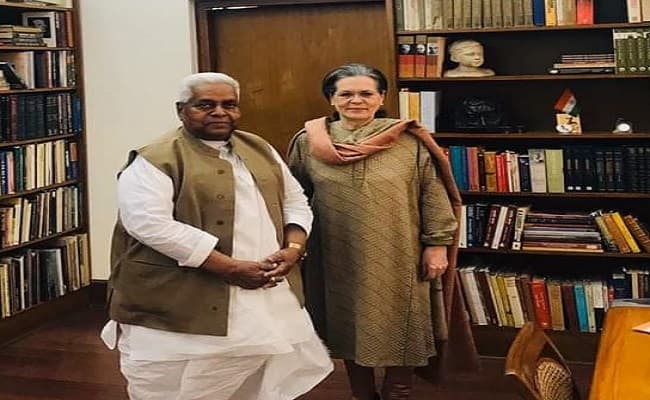 सोनिया-राहुल नहीं ले रहे बीमार सदानंद की सुध, उपेक्षा से आहत बेटे ने कहा- नीतीश कुमार का जीवन भर रहूंगा ऋणी