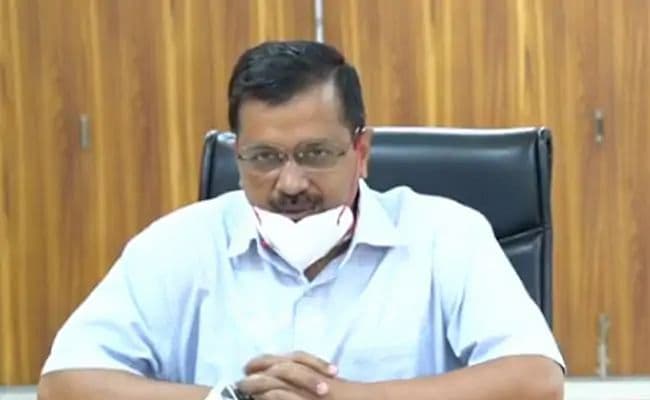 कोविड के खिलाफ लड़ाई में जान गंवाने वाले डॉक्टर को केजरीवाल ने दी श्रद्धांजलि