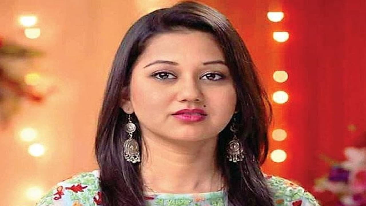 शरद पवार पर अभिनेत्री केतकी चितले ने किया आपत्तिजनक पोस्ट, महाराष्ट्र पुलिस ने किया गिरफ्तार