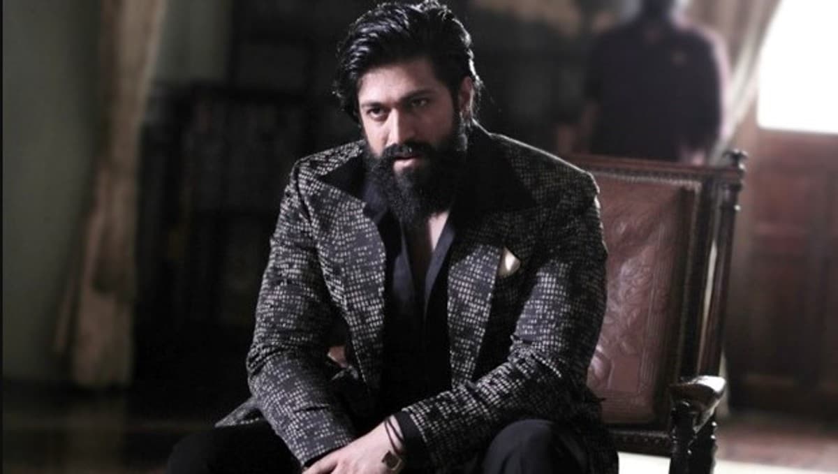 KGF Chapter 2 Release Date:'केजीएफ 2' की रिलीज डेट का खुलासा, इस दिन 
बड़े पर्दे पर धमाका करेंगे सुपरस्टार यश
