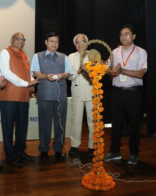 KGMU Alumni meet: केजीएमयू के रेस्पीरेटरी मेडिसिन विभाग की स्थापना के 75 वर्ष, देश-विदेश से जुटे डॉक्टर