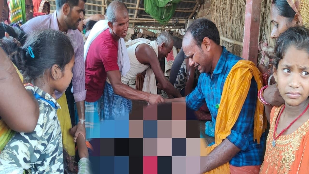 Bihar: खगड़िया में ट्रैक्टर पलटने से दो बच्चों की मौत, जल लेकर लौट रहे आधा दर्जन श्रद्धालु जख्मी