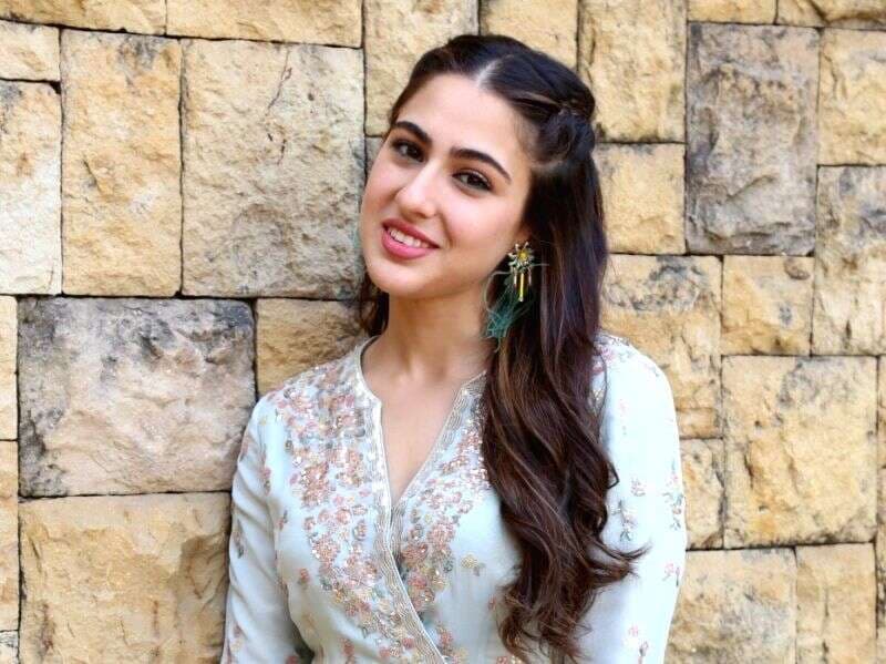 VIDEO : 'लाल सिंह चड्ढा' की शूटिंग के दौरान लीक हुआ वीडियो? इस लुक में नजर आए एक्टर