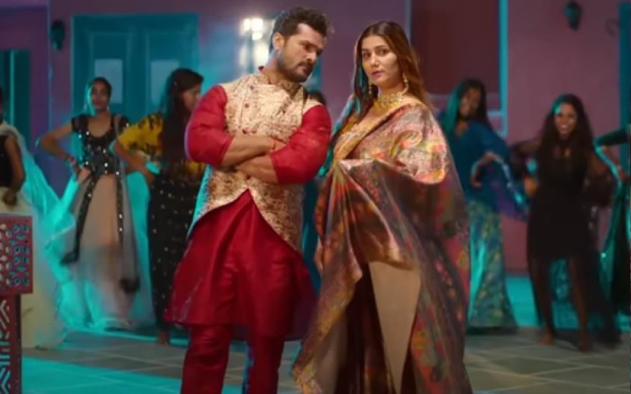 भोजपुरी स्टार खेसारी लाल यादव और सपना चौधरी का गाना मटक मटक रिलीज, दोनों ने जमकर लगाये ठुमके, VIDEO