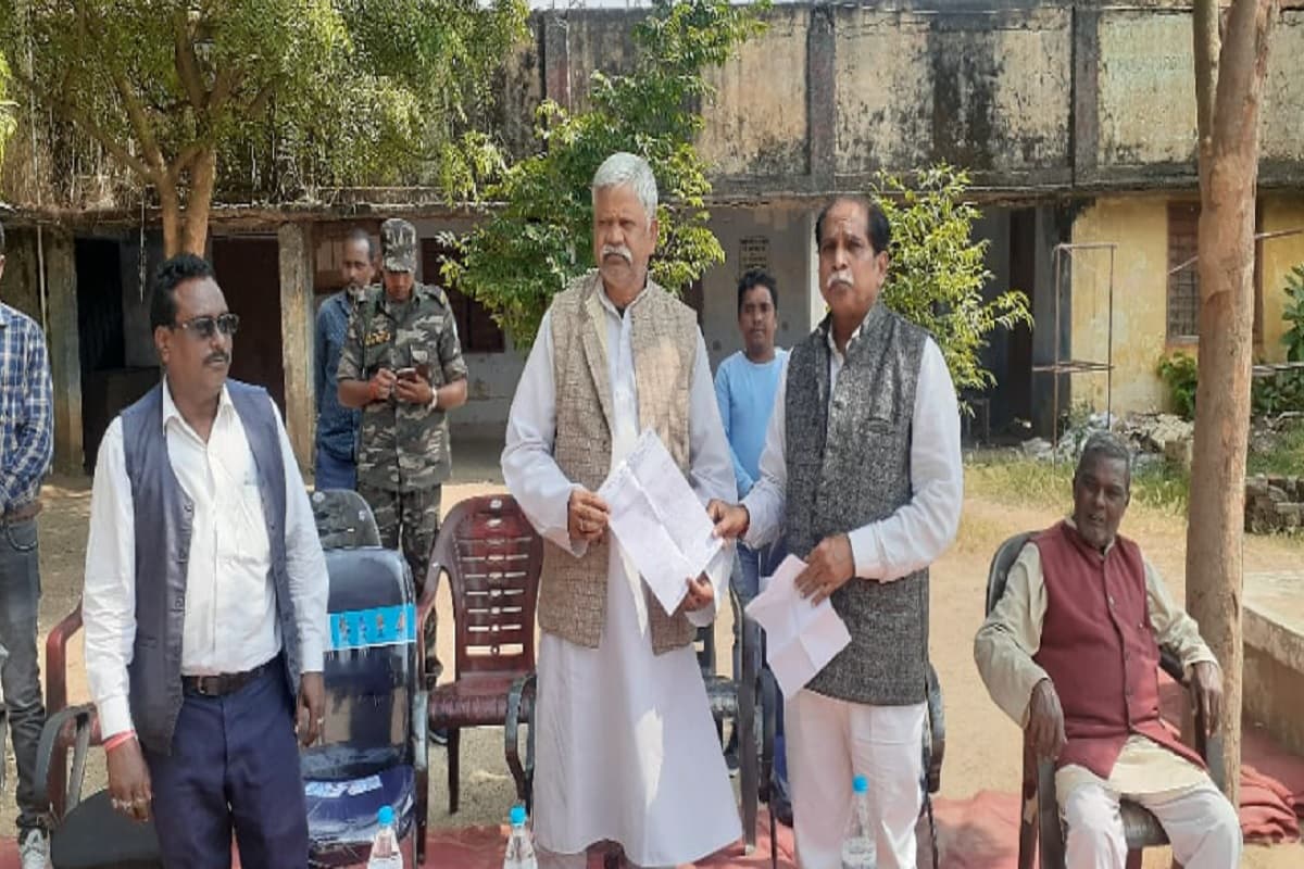 बुंडू में सांसद खीरू महतो का ऐलान, NCC कैडटों को सेना भर्ती में स्थान दिलाने के लिए करेंगे प्रयास