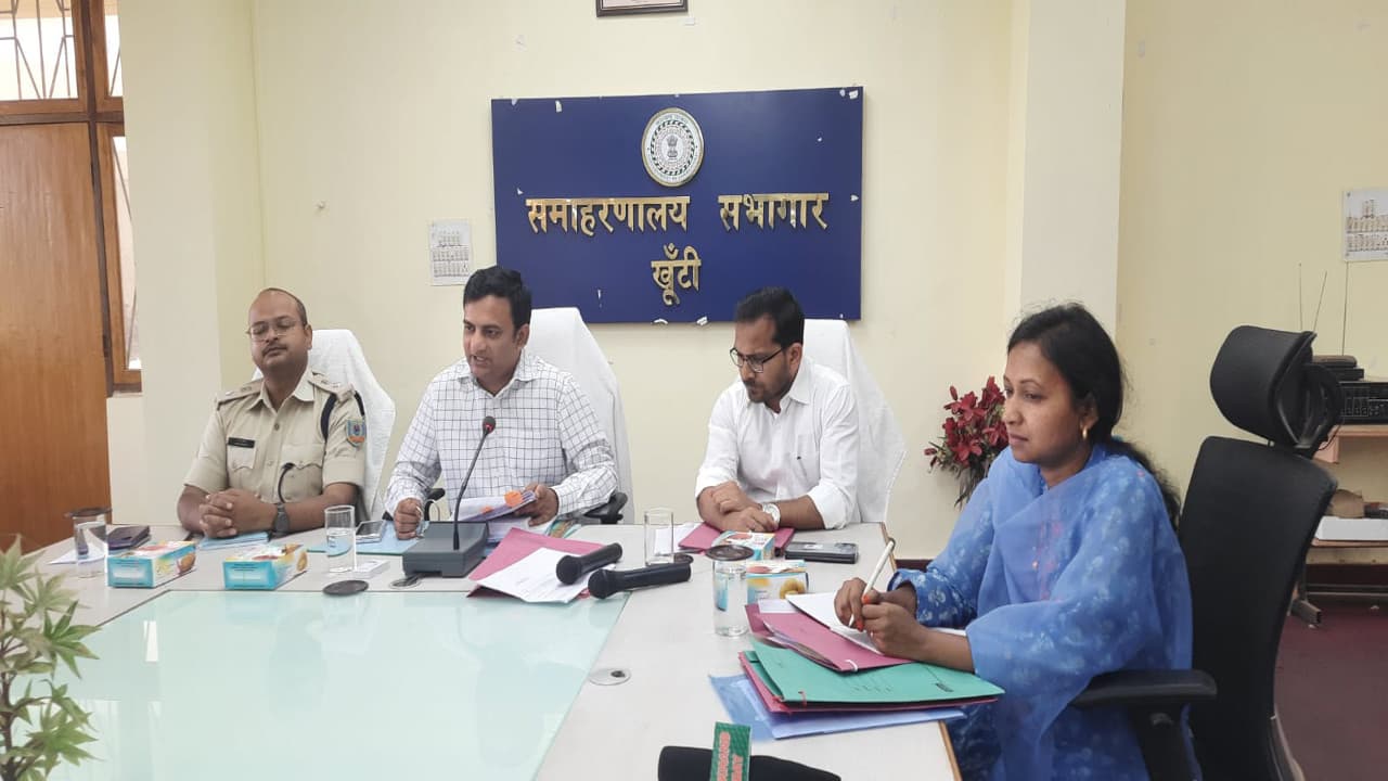 झारखंड पंचायत चुनाव 2022: खूंटी के 6 प्रखंडों में 990 बूथों पर पड़ेंगे वोट, 16 सेल का हुआ गठन