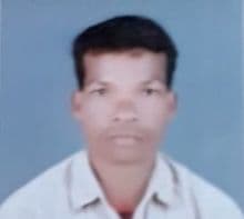 मवेशी चराने गये मंगरा परधिया की वज्रपात ने ली जान, दोनों बच्चे हुए अनाथ, अंचलाधिकारी ने 4 लाख रुपये मुआवजे का दिया आश्वासन