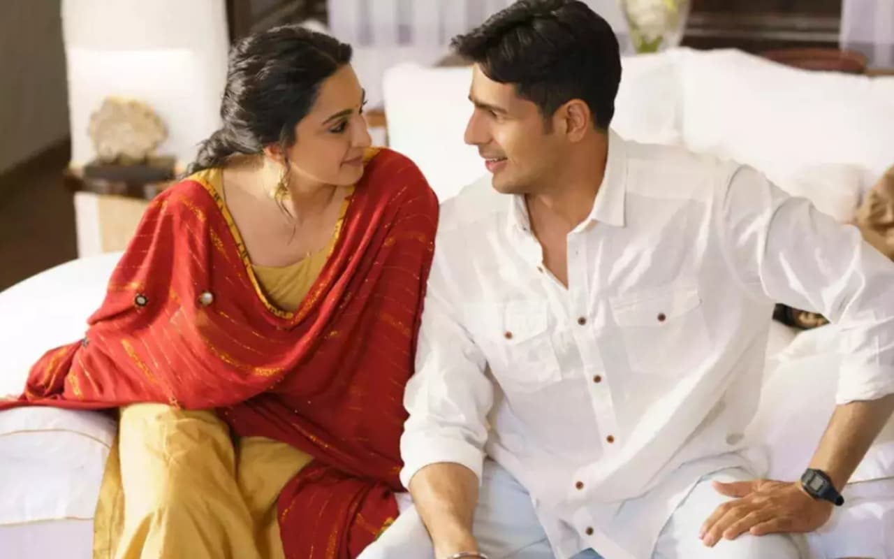 Entertainment News LIVE: कियारा आडवाणी की मेहंदी आर्टिस्ट जैसलमेर रवाना, संगीत में इस गाने पर डांस करेंगे कपल