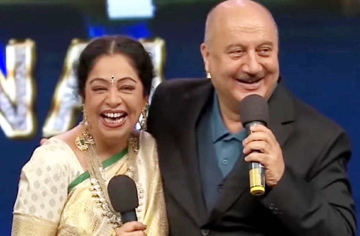 Kirron Kher Birthday: अनुपम खेर ने किरण खेर संग शेयर की अनदेखी तसवीरें,बेटे सिंकदर खेर को लेकर कही ये बात