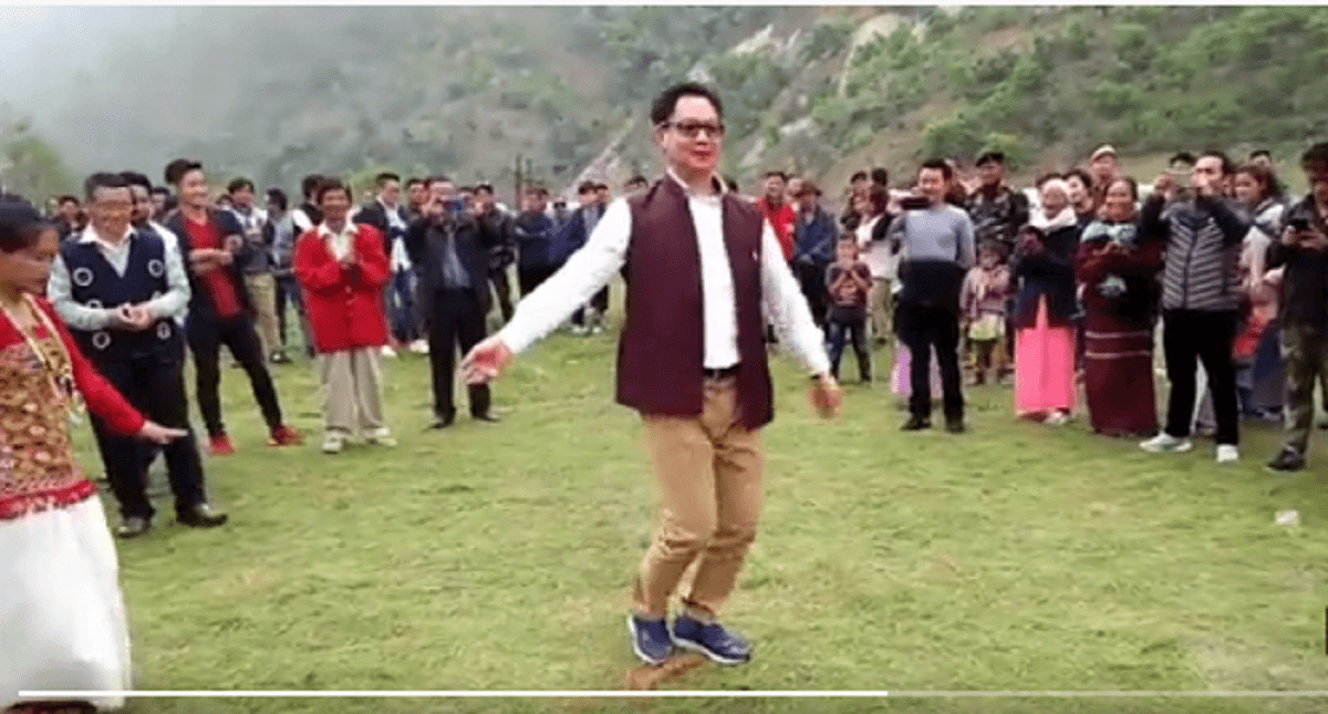 Kiren Rijiju Dance: किरण रिजिजू अरुणाचल प्रदेश में जबरदस्त अंदाज में थिरके, पीएम मोदी ने दी ये प्रतिक्रिया