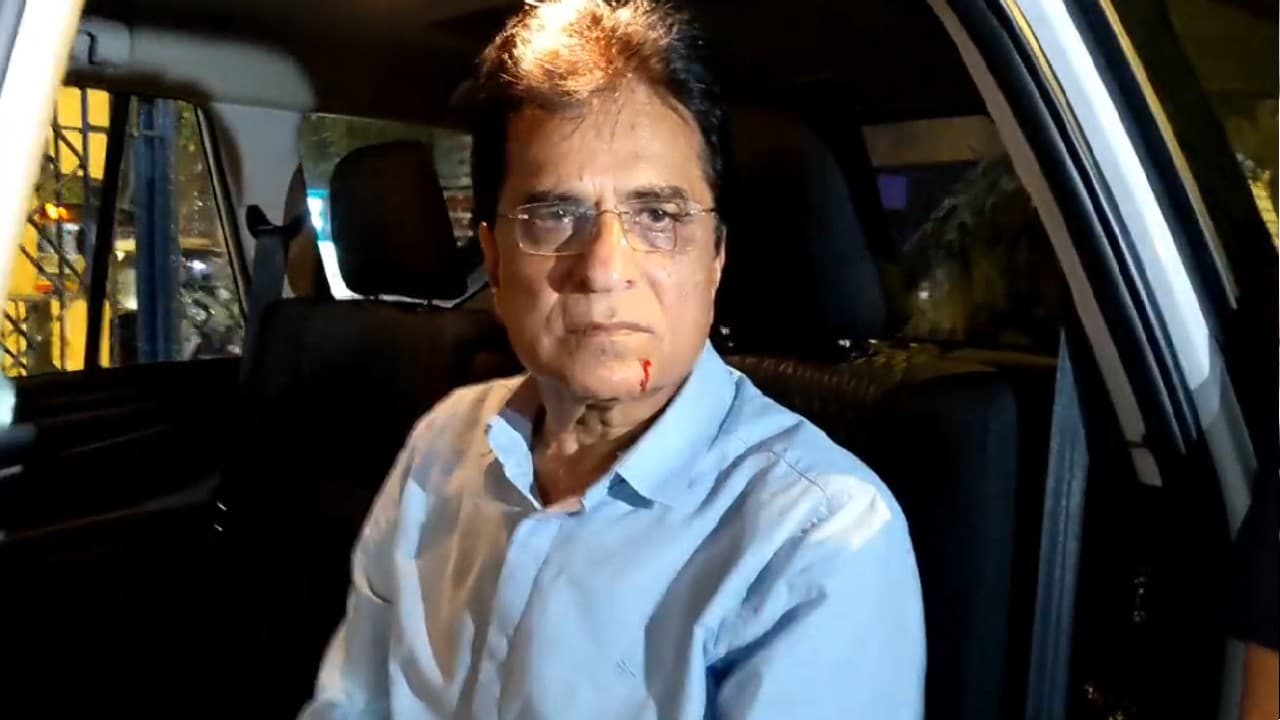 Maharashtra: BJP नेता किरीट सोमैया की कार पर हमला, आयी चोट