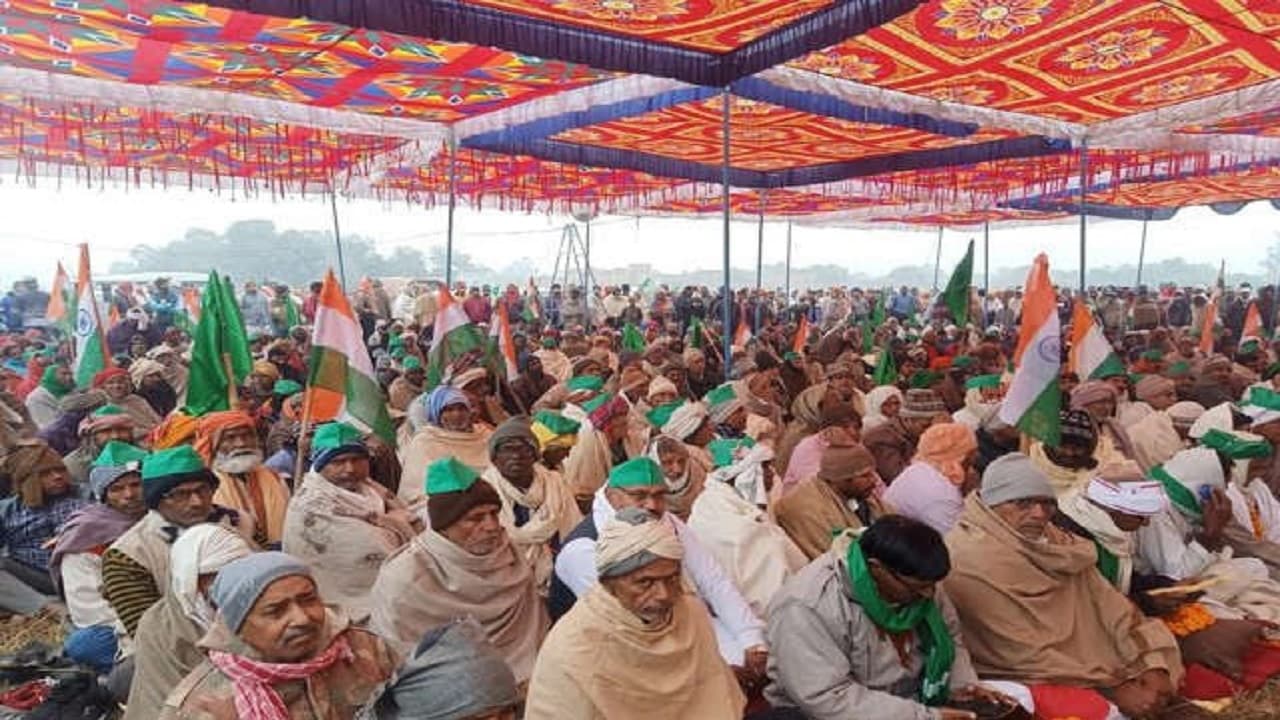 बक्सर : चौसा बवाल मामले में 400 अज्ञात लोगों पर प्राथमिकी, थानाध्यक्ष समेत तीन पुलिसकर्मी निलंबित