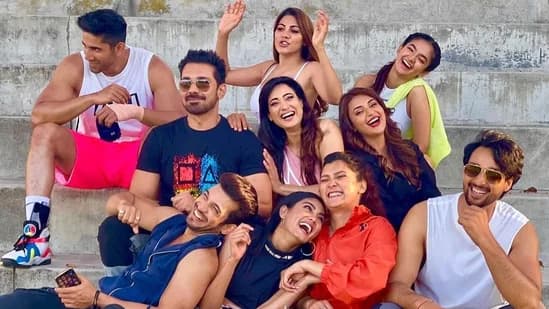 Khatron Ke Khiladi 11 : श्वेता तिवारी और दिव्यांका से ज्यादा फीस ले रहे राहुल वैद्य, जानिए सारे कंटेस्टेंट्स ले रहे कितनी रकम