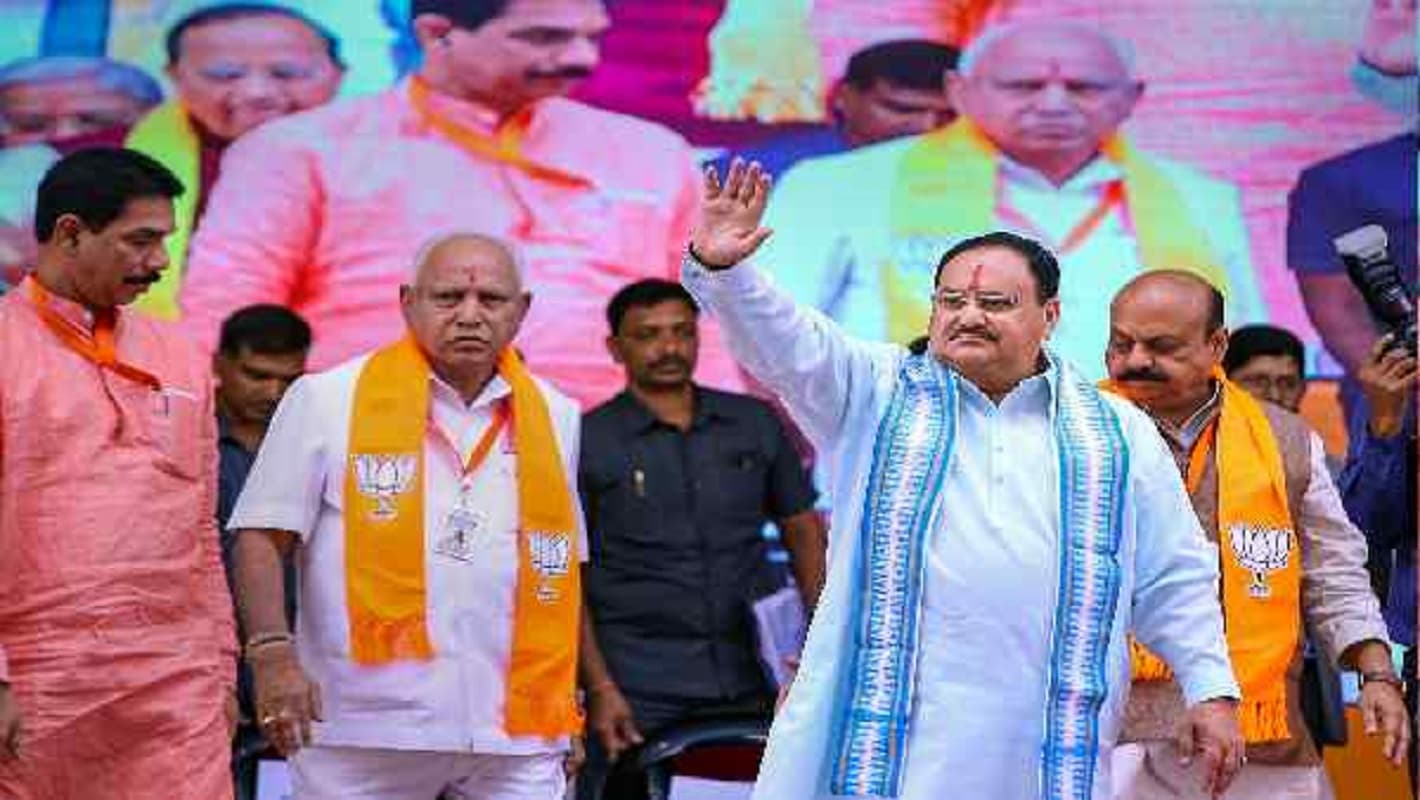 Prayagraj News: कंगान रनौत के बयान पर किन्नर अखाड़े की महामंडलेश्वर खफा, बताया-लोकतंत्र और संविधान का अपमान Prayagraj News: कंगान रनौत के बयान पर किन्नर अखाड़े की महामंडलेश्वर खफा, बताया-लोकतंत्र और संविधान का अपमान