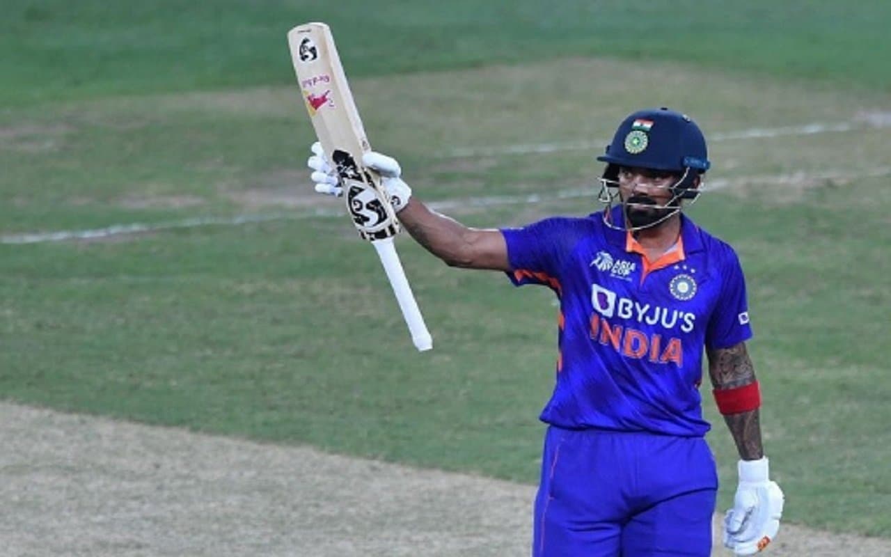 Watch: पहले वनडे में केएल राहुल के 75 रन बनाने के बाद सुनील शेट्टी ने वेंकटेश प्रसाद पर साधा निशाना