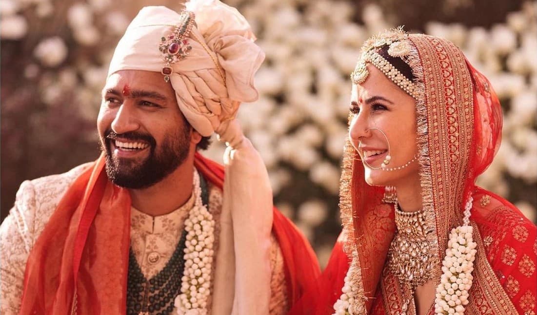 सब्यसाची ने डिजाइन की है कैटरीना और विक्की की शाही शादी की ड्रेस, जानें ड्रेस के बारे में पूरी डिटेल