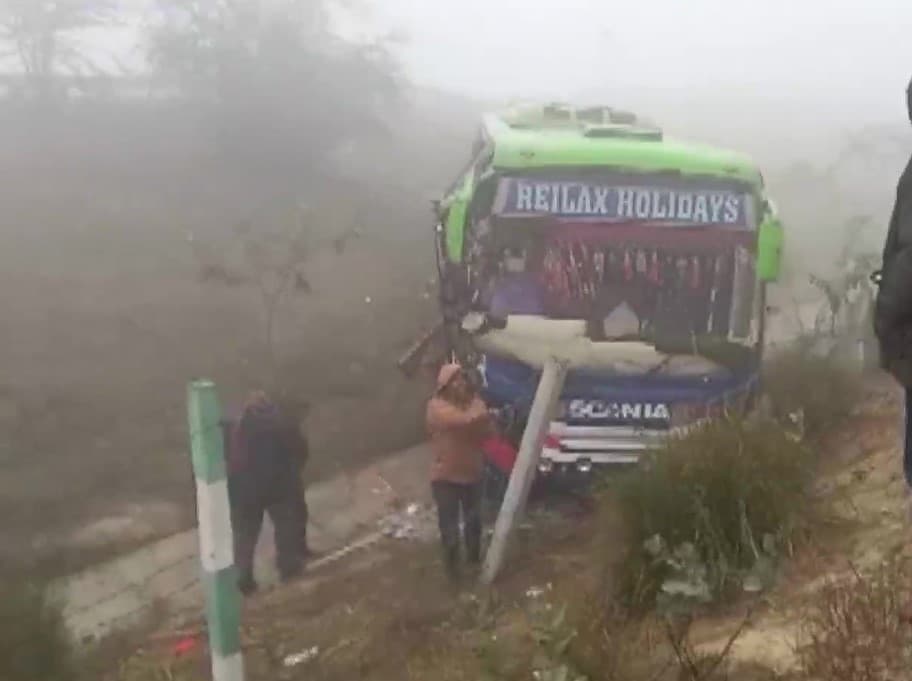 Kannauj Road Accident: आगरा-लखनऊ एक्सप्रेसवे पर पलटी बस, तीन यात्रियों की मौत, कई घायल, सीएम योगी ने जताया शोक