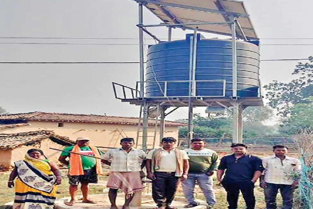 कोडरमा के ढाब पंचायत में बेकार पड़ी हैं जलमीनारें, लोग परेशान