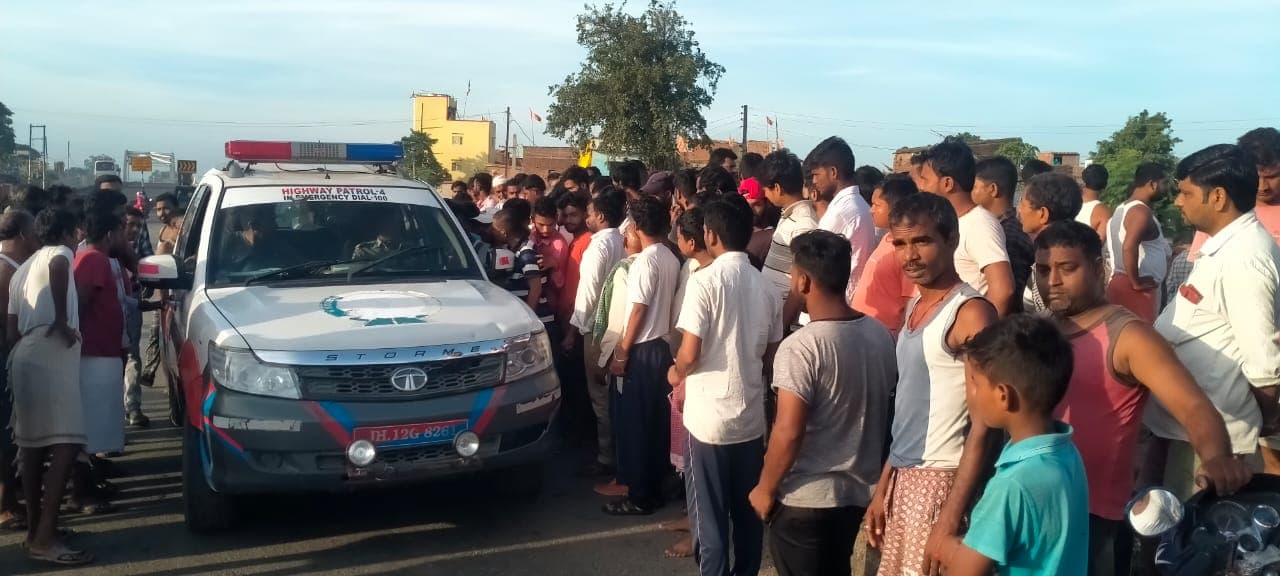 कोडरमा : युवक के शव को ठिकाने लगाने जा रहे दो लोगों में एक को पुलिस ने चंदवारा से किया गिरफ्तार