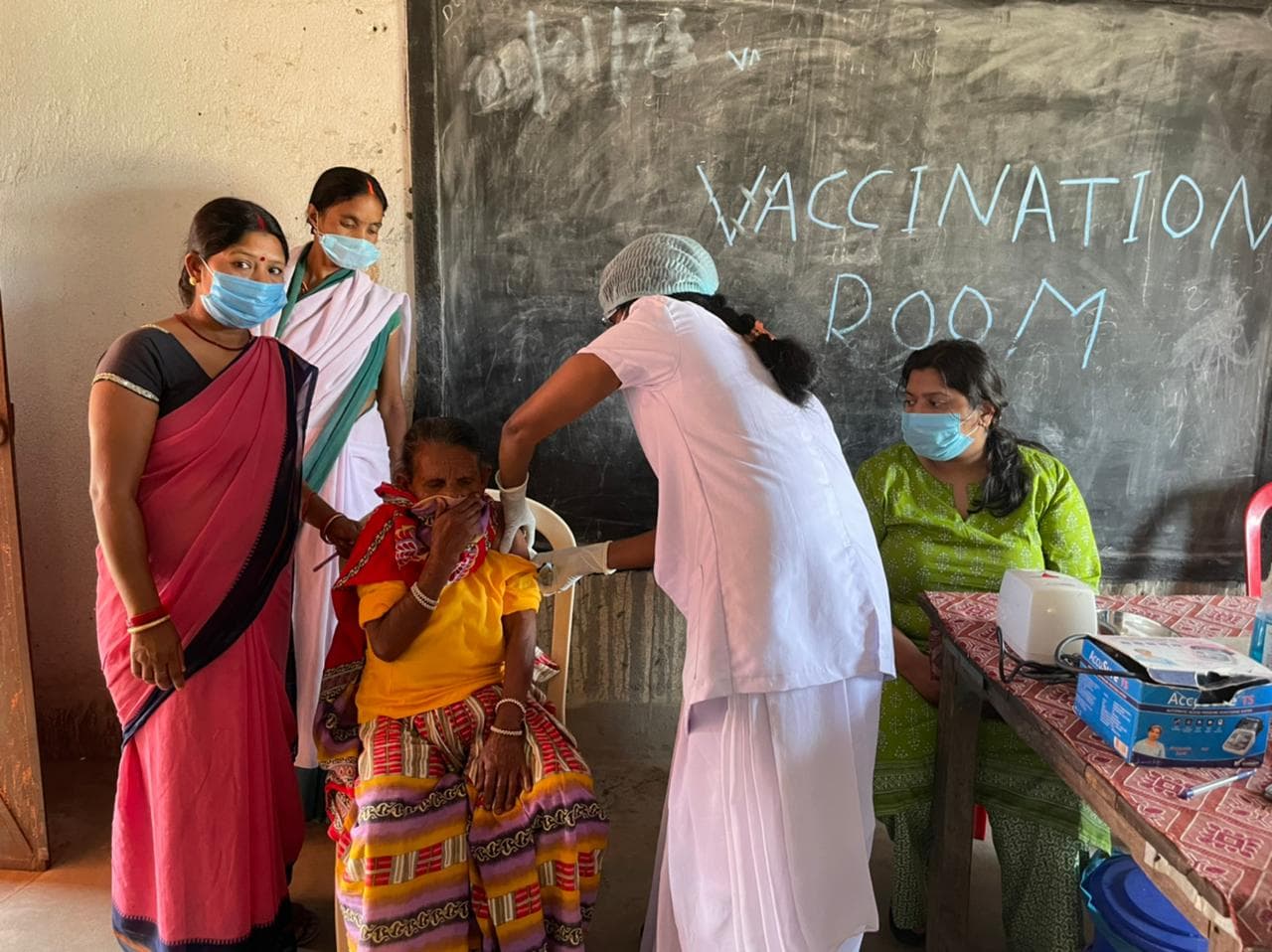 Corona Vaccination In Ranchi : रांची में इन 46 केंद्रों पर लग रहा कोरोना का टीका, अपने नजदीकी सेंटर पर कराएं टीकाकरण, ये है पूरी लिस्ट