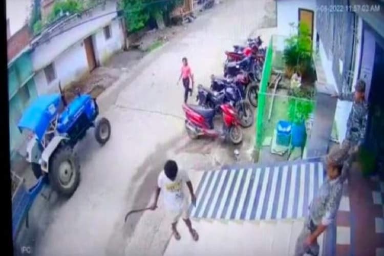 झारखंड के कोडरमा से BJP MLA नीरा यादव के आवास पर धमाका करने वाले को जेल, CCTV फुटेज जारी कर की ये मांग