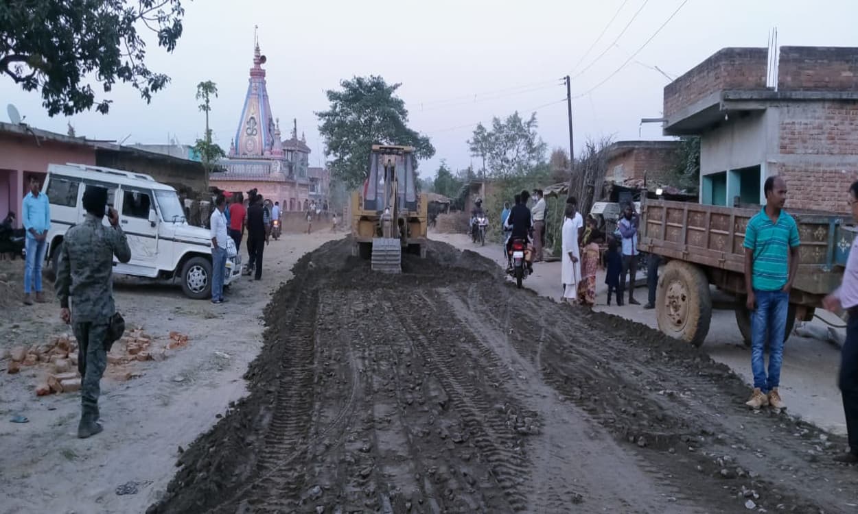 गोलवाढाब में सड़क निर्माण का ग्रामीणों ने जताया विरोध, किया पथराव
