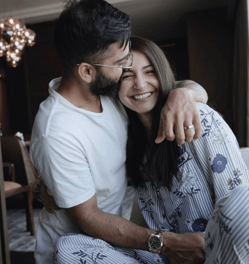 कोहली एक मैच की फीस से 80 गुना ज्यादा कमाते हैं सोशल मीडिया से, एक पोस्‍ट के लिए लेते हैं इतनी बड़ी रकम