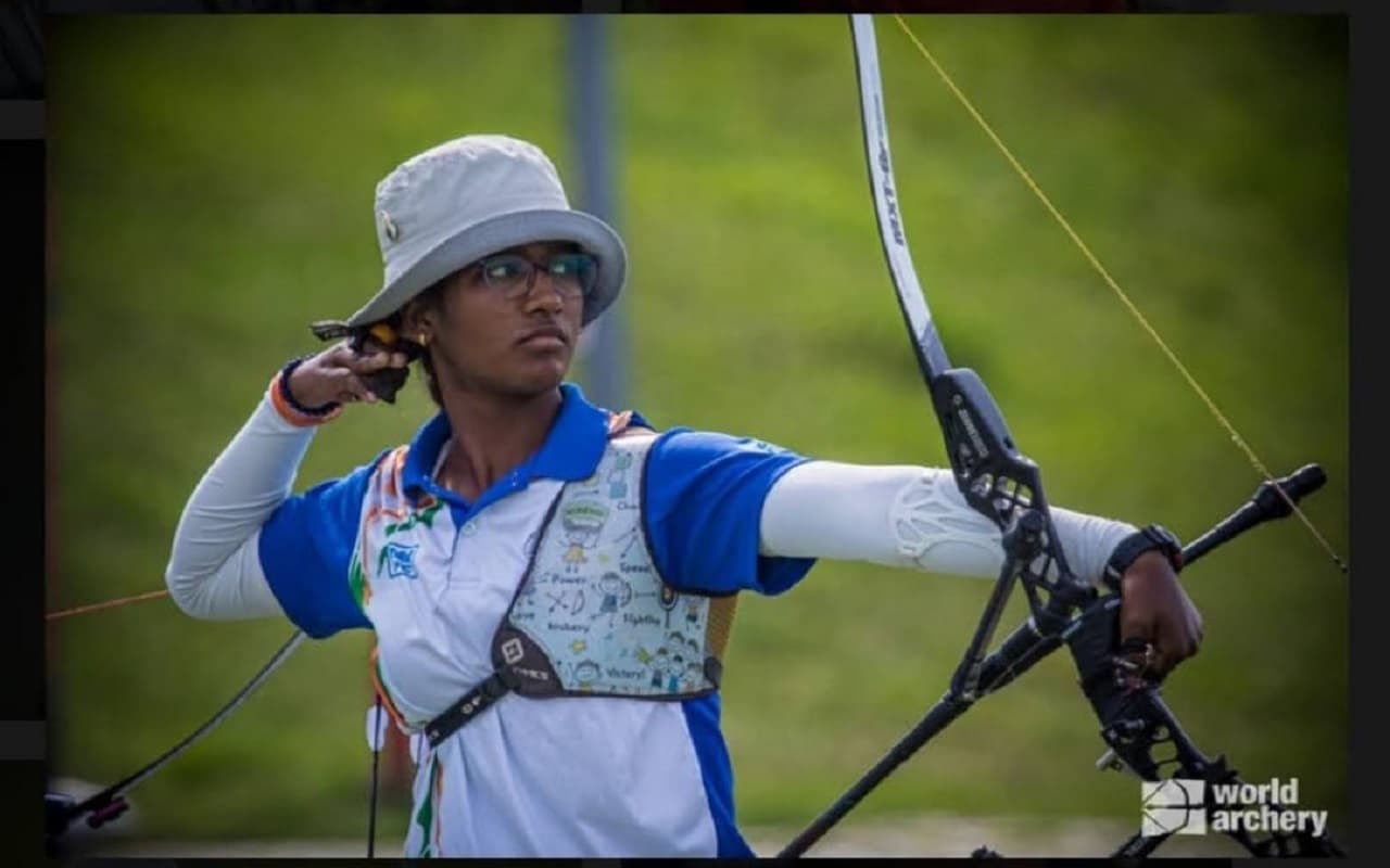 कोमालिका बारी : तीरंदाज बिटिया के लिए गरीब पिता ने बेच दिया था घर, अब ऐसे देश की शान बढ़ा रही गोल्डन गर्ल