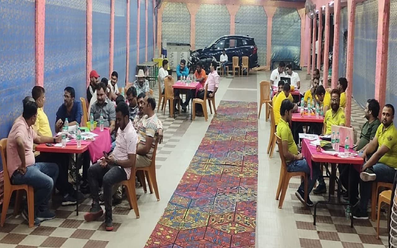 देवघर: केपीएल के लिए 72 खिलाड़ियों की लगी बोली, रितेश कुमार के लिए सर्वाधिक 6600 की बोली