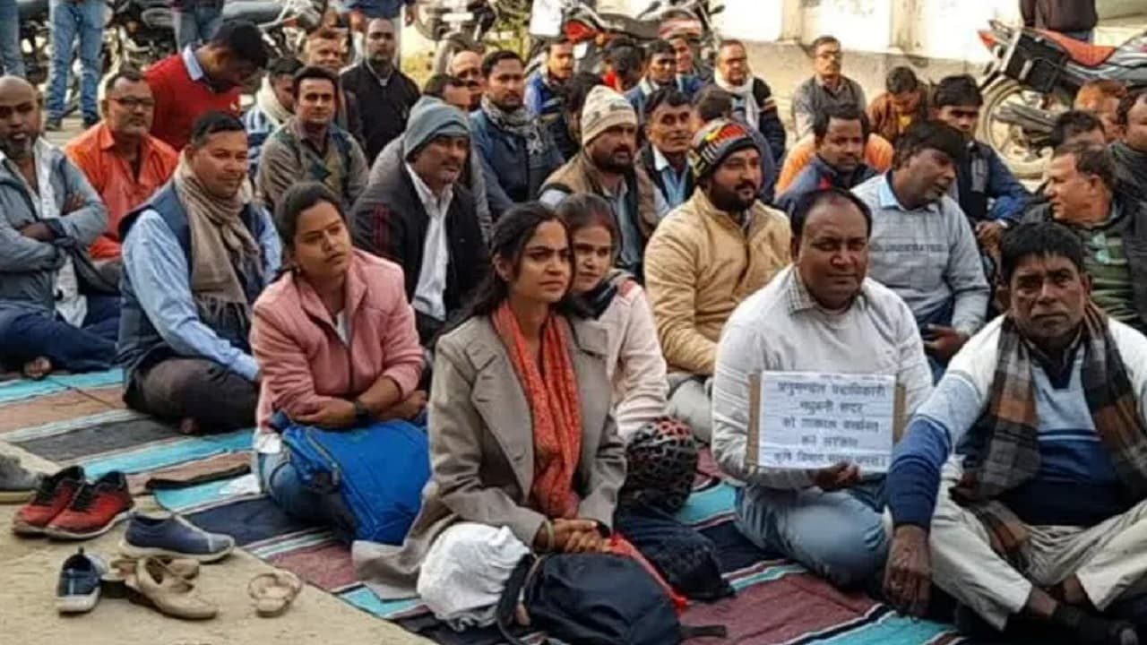 ‍Bihar: कृषि पदाधिकारी से मारपीट मामला गरमाया, SDO की बर्खास्तगी के लिए कर्मियों का हड़ताल जारी