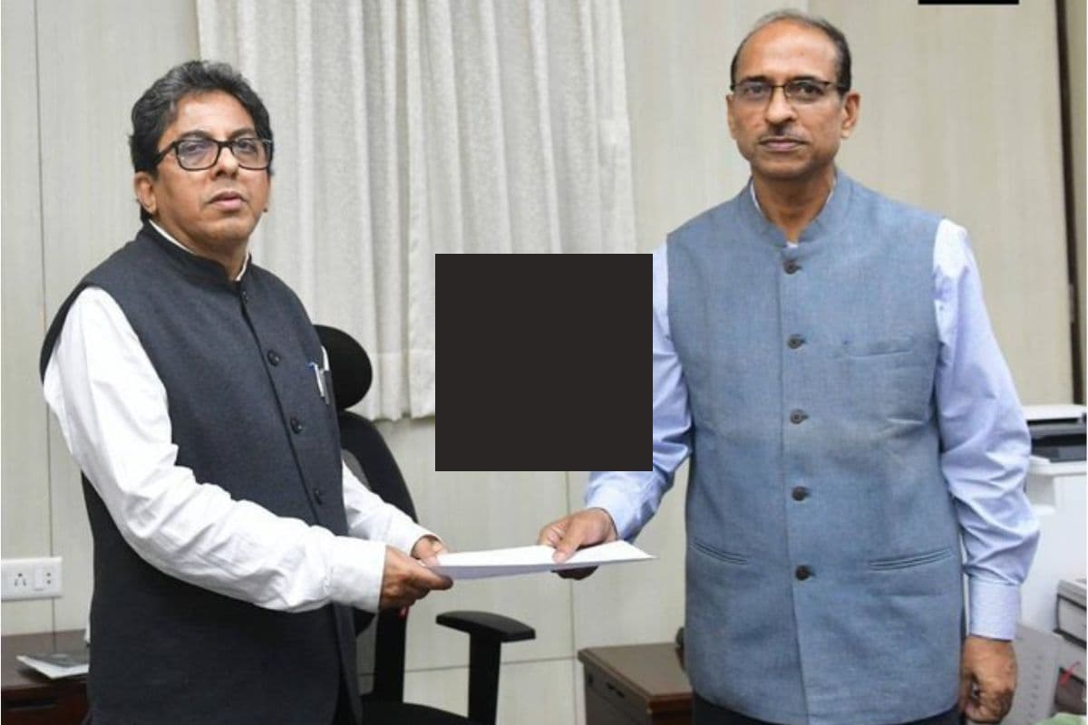 बंगाल : राज्य का अगला मुख्य सचिव कौन, अटकलें शुरू बंगाल : राज्य का अगला मुख्य सचिव कौन, अटकलें शुरू