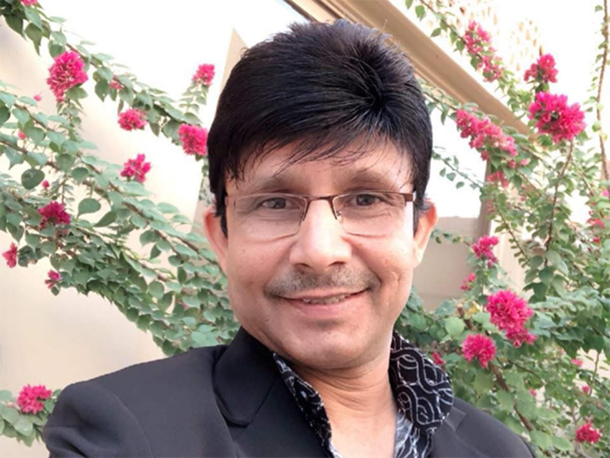 Radhe Shyam Review: प्रभास की फिल्म राधे-श्याम ने किया KRK को इंप्रेस, बोले- हिट होगी फिल्म
