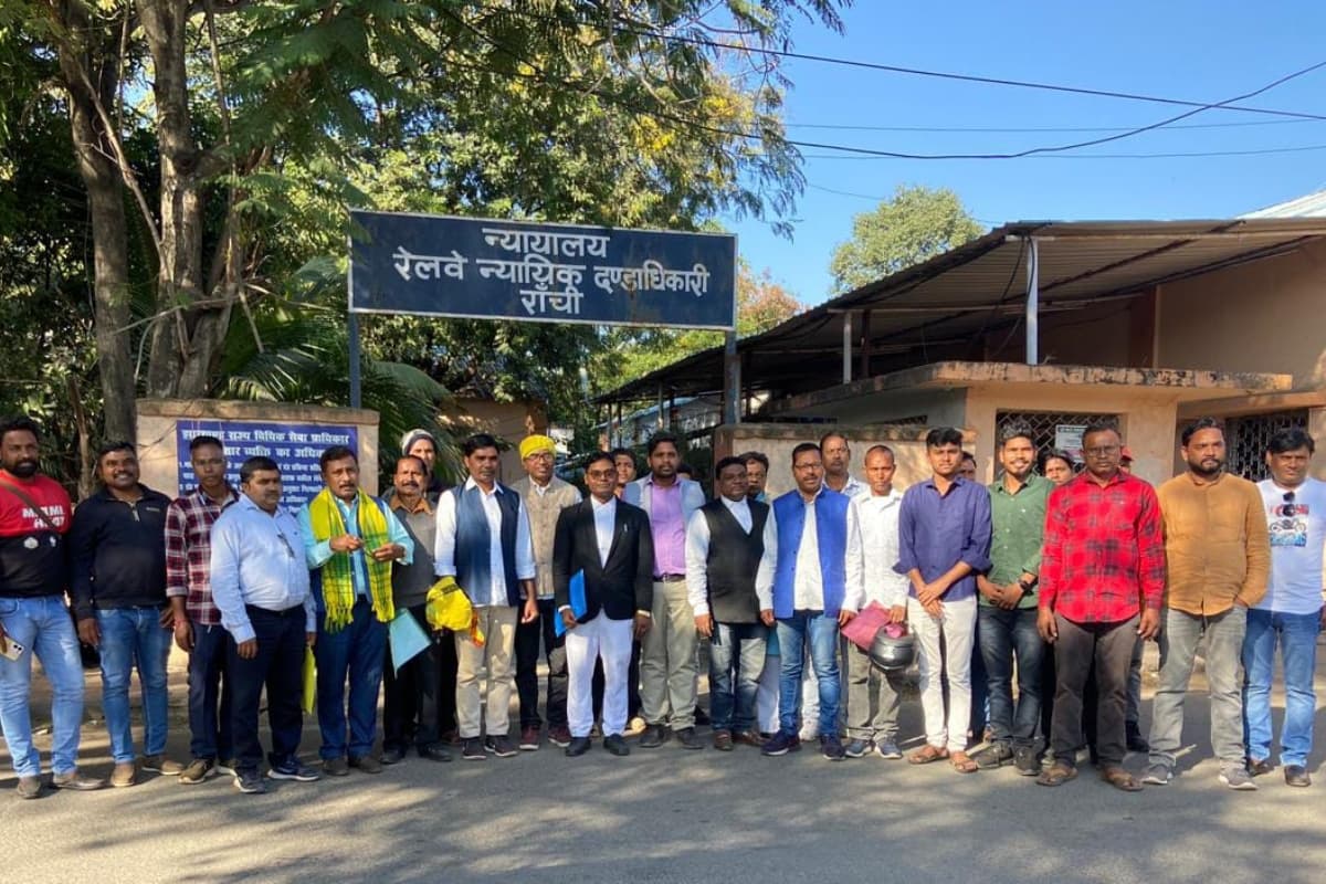 झारखंड: मुरी रेल रोको आंदोलन के छह कुड़मी आंदोलनकारियों को मिली बेल, ST का दर्जा देने की कर रहे हैं मांग