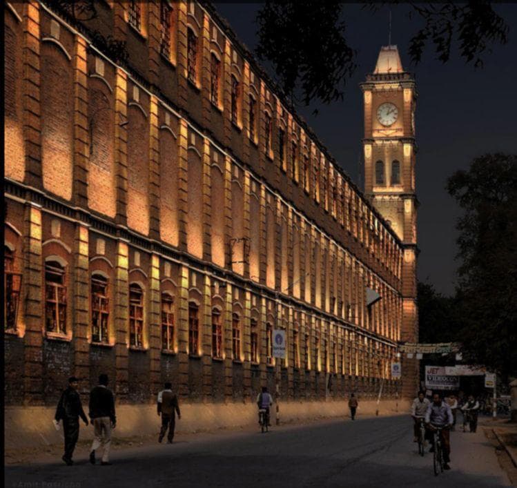 Azadi ka Amrit Mahotsav: कानपुर की लाल इमली जहां अंग्रेजों ने बताशे के लिए बरसाए थे मजदूरों पर डंडे