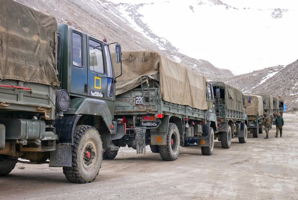 Indo-China face-off : लद्दाख में भारत ने तैनात किया वायु रक्षा मिसाइल सिस्टम, चीन को मिलेगा करारा जवाब