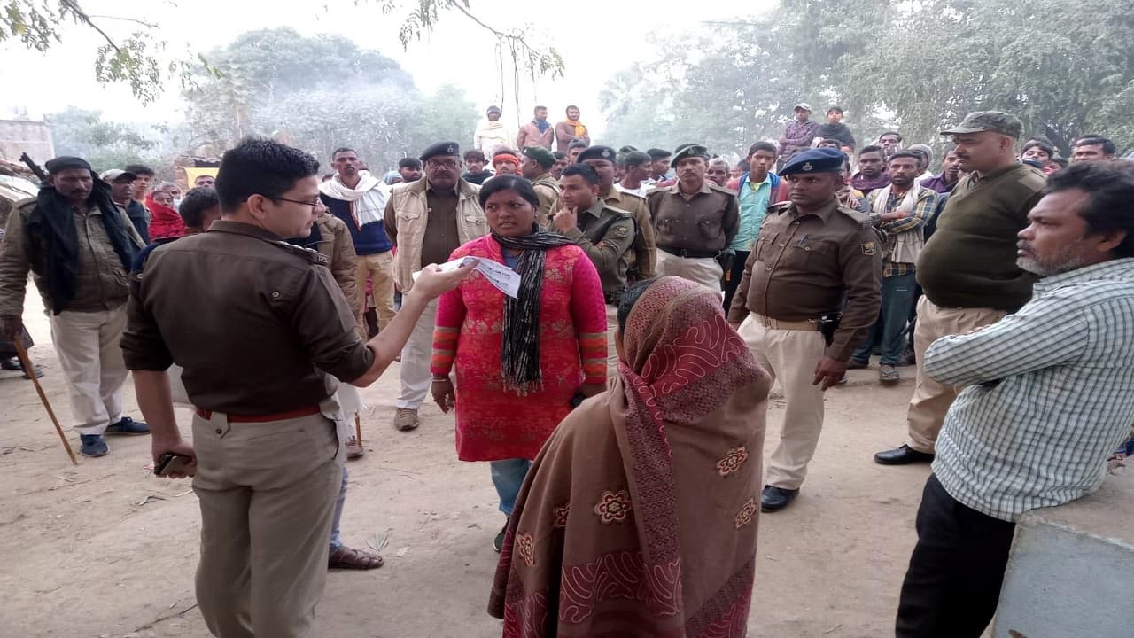 Bihar: रायका खातून से रेखा बनी महिला की मौत के बाद विवाद, पहुंची पुलिस व खंगाली गयी वोटर लिस्ट, जानें वजह