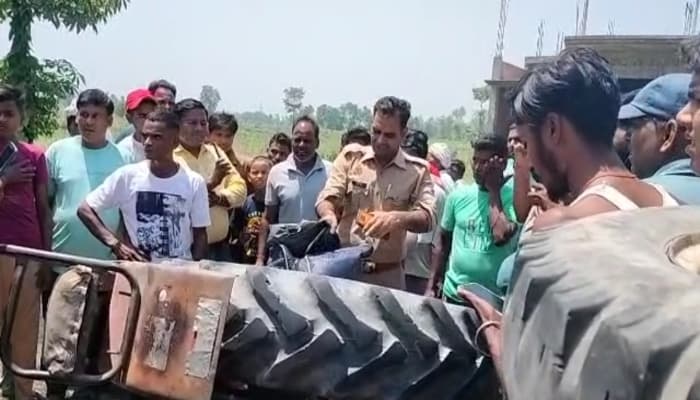 लखीमपुर खीरी में मोटरसाइकिल और ट्रैक्टर की टक्कर, दंपति-बच्ची समेत चार की मौत, लापरवाही के कारण कई जान