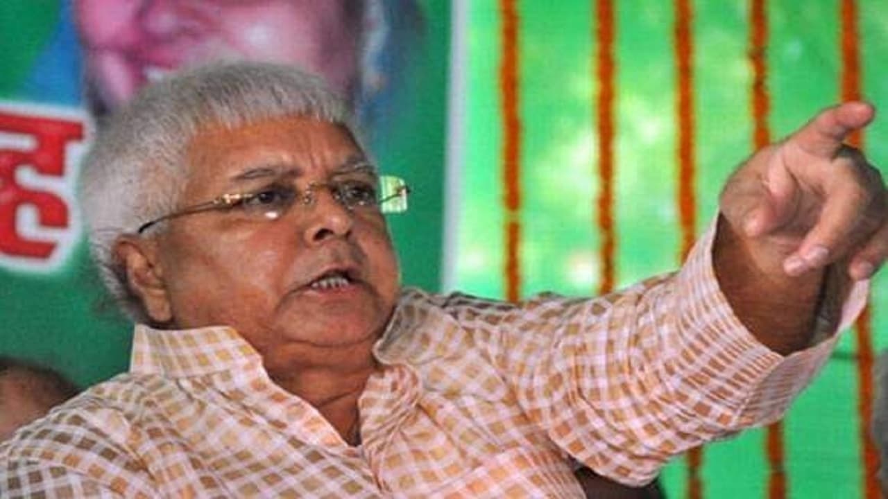 लालू यादव की मुश्किलें बढ़ाने में RJD के ही वरिष्ठ नेता का हाथ? प्रधानमंत्री से की थी CBI जांच की मांग!