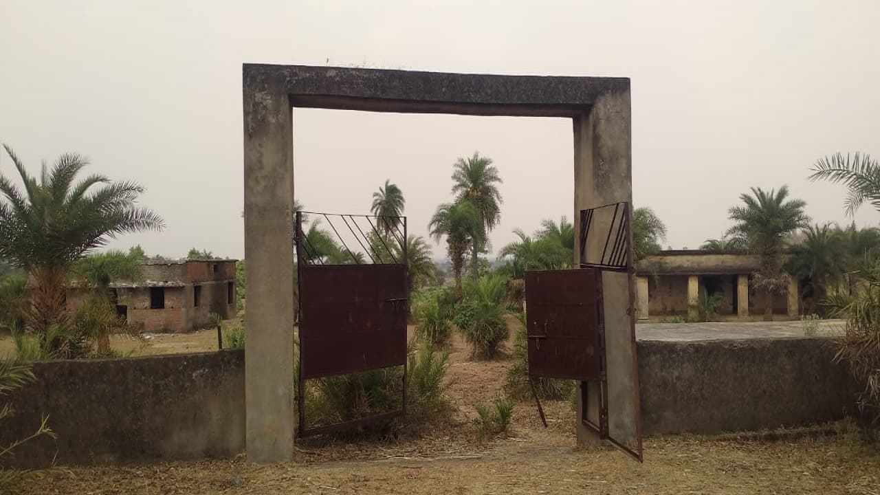 Jharkhand News: झारखंड में लालू यादव के चरवाहा विद्यालय की जमीन पर अब बनेगा सरकारी इंजीनियरिंग कॉलेज Jharkhand News: झारखंड में लालू यादव के चरवाहा विद्यालय की जमीन पर अब बनेगा सरकारी इंजीनियरिंग कॉलेज
