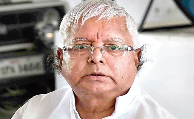 लालू का ट्वीट, कहा- कल तक मेवालाल को खोज रहे थे भाजपाई, आज मेवा मिला तो हुए मौन