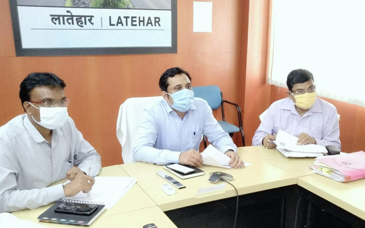 लंबित योजनाओं को पूरा करें: डीसी