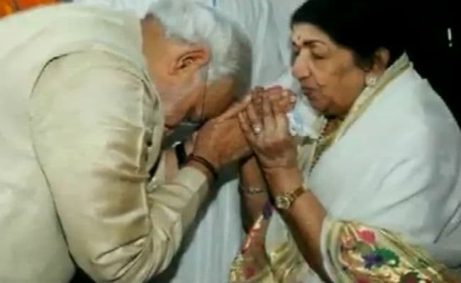रक्षाबंधन पर लता मंगेशकर ने पीएम मोदी को भेजा खास राखी मैसेज, प्रधानमंत्री ने दिया ये जवाब... VIDEO