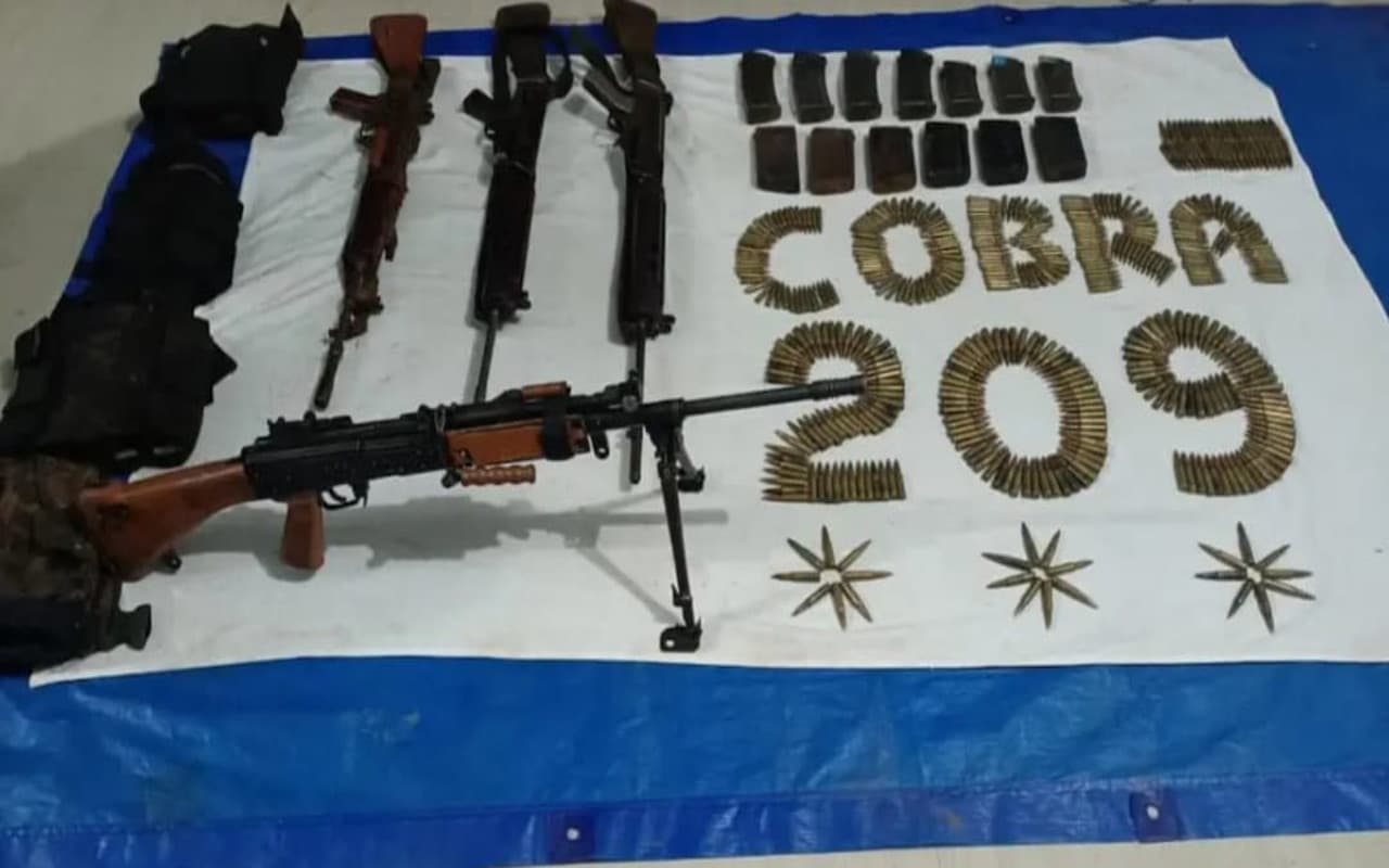 Jharkhand News: बूढ़ा पहाड़ में नक्सलियों का मिला अत्याधुनिक हथियार,गुप्त सूचना के आधार पर पुलिस को मिली सफलता