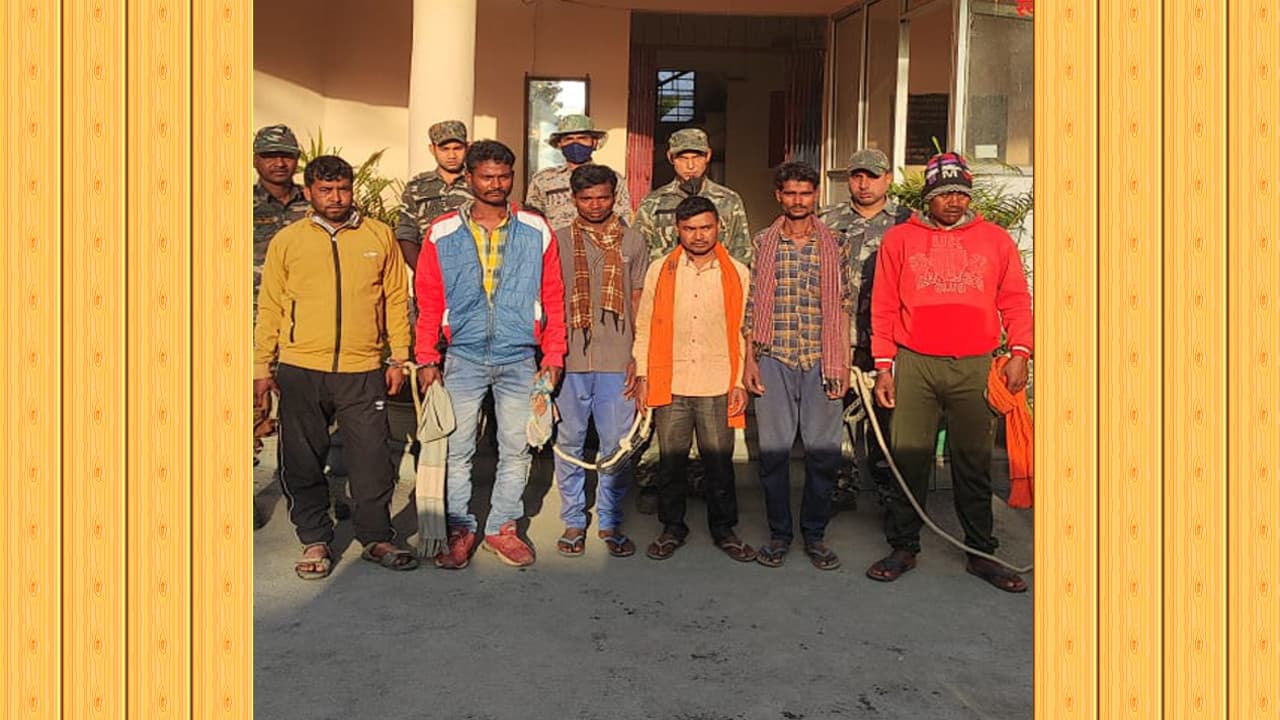 झारखंड के लातेहार में अवैध उत्खनन कर रहे 6 लोग गिरफ्तार, पुलिस ने भेजा जेल