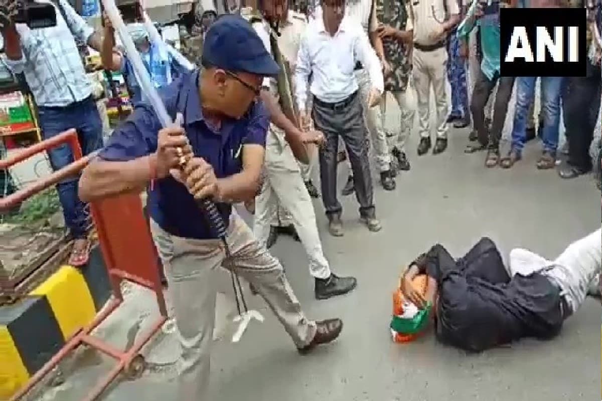 बिहार के बाद अब राजस्थान में छात्रों पर लाठीचार्ज, कई छात्रों को लगी चोट, DSP का भी फूटा सिर