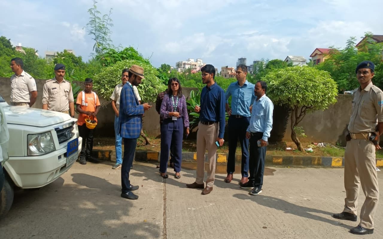 डेंगू का लार्वा मिलने व खुले में सूखा कचरा रखने पर JNAC ने की कार्रवाई, विजया गार्डन सोसाइटी पर लगाया जुर्माना