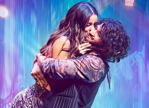 Liger Audience Review: विजय देवरकोंडा की 'लाइगर' को मिल रहे ये रिएक्शन, यूजर्स बोले-भाई 50 एक्स्ट्रा...