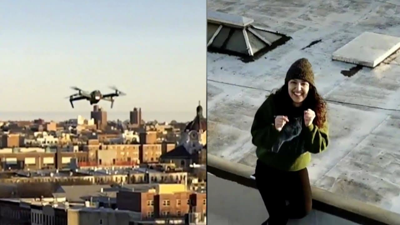 Corona के डर से घर में बंद लड़के ने लड़की को ड्रोन से किया प्रपोज, TIKTOk पर वीडियो वायरल